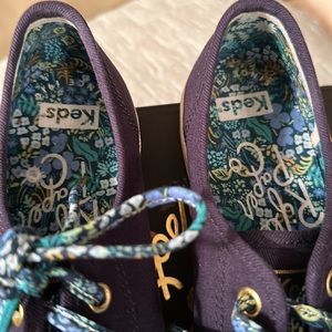 Rifle Paper Company Navy Jed’s with blue printed laces